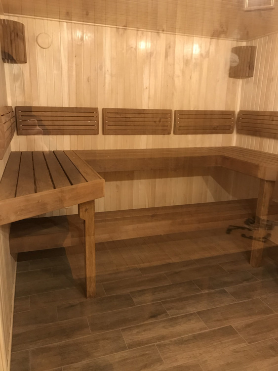 Строительство бани из оцилиндрованного бревна